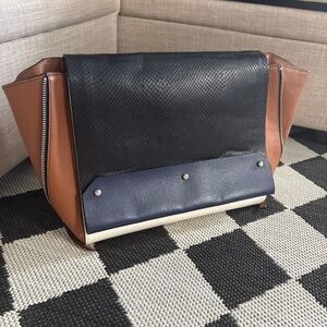 Rare BCBG Maxazria Leather Block colored purse